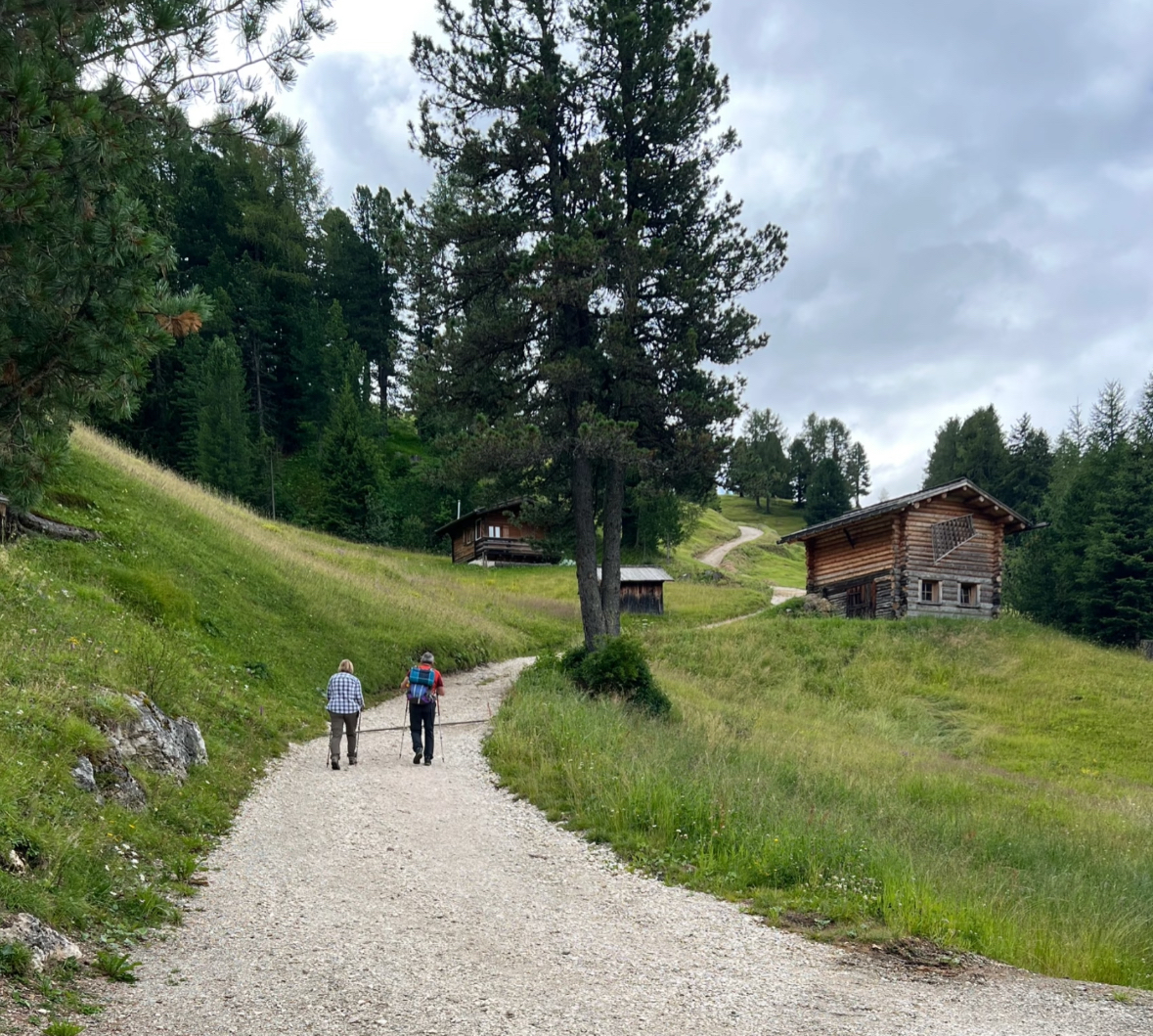 1756893095710968.jpg 微信图片_20250903172213.jpg